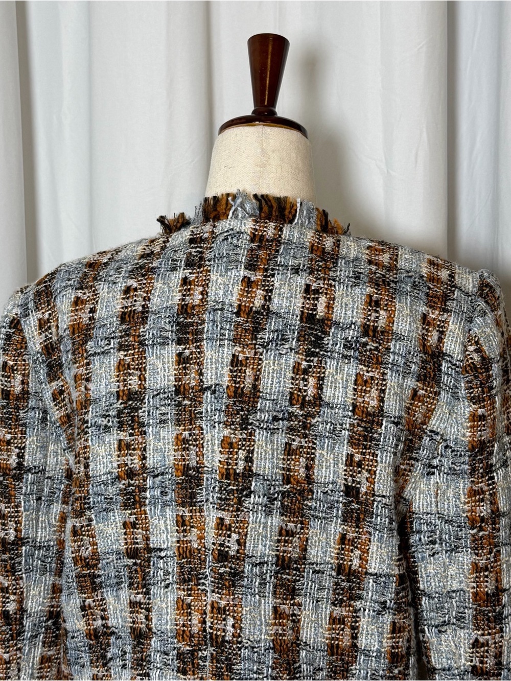 L’Agence Angelina Tweed Jacket Blue Brown Fringe Blazer Size 8 - Picture 8 of 15
